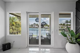 1037 79th St S, Saint Petersburg, FL 33707 - Photo 44