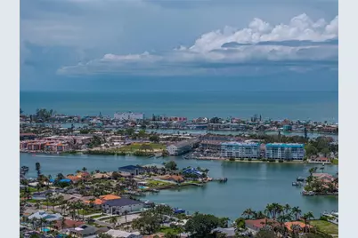 1037 79th Street S, Saint Petersburg, FL 33707 - Photo 76