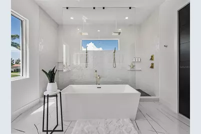 1037 79th Street S, Saint Petersburg, FL 33707 - Photo 48