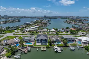 1037 79th St S, Saint Petersburg, FL 33707 - Photo 12