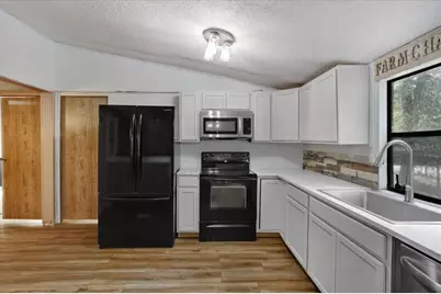 425 SW Longhorn Terrace, Fort White, FL 32038 - Photo 8