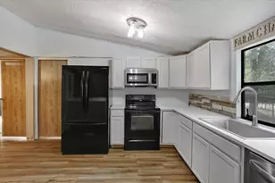 425 SW Longhorn Terrace, Fort White, FL 32038 - Photo 8