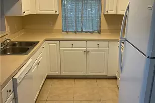 2275 NW 16th Terrace, Gainesville, FL 32605 - Photo 2