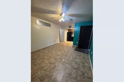 1515 NW 29th Road #E3, Gainesville, FL 32605 - Photo 8