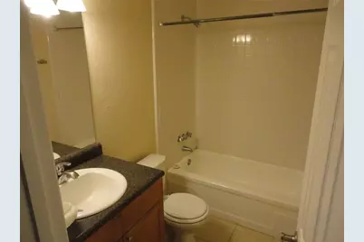 1810 NW 23rd Boulevard #207, Gainesville, FL 32605 - Photo 8