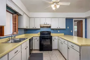 2147 NW 7th Pl, Gainesville, FL 32603 - Photo 18