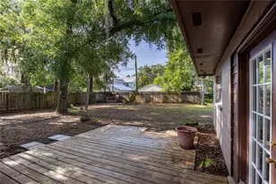 2147 NW 7th Pl, Gainesville, FL 32603 - Photo 36