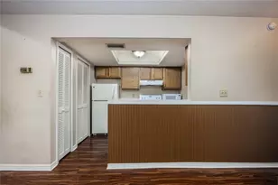 5701 SW 10th Pl, Gainesville, FL 32607 - Photo 8