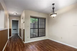 5701 SW 10th Pl, Gainesville, FL 32607 - Photo 4