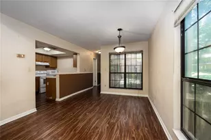 5701 SW 10th Pl, Gainesville, FL 32607 - Photo 6