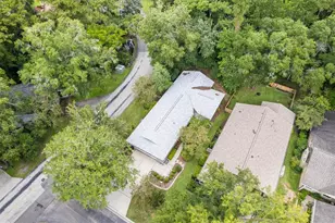 8525 NW 37th Dr, Gainesville, FL 32653 - Photo 4