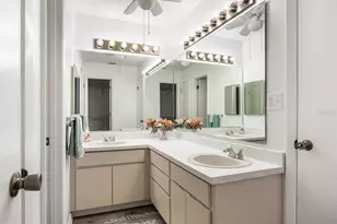 8525 NW 37th Dr, Gainesville, FL 32653 - Photo 14