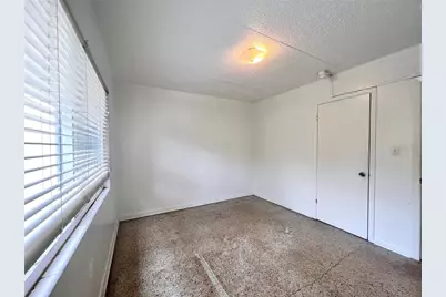 1303 NW 6th Street #4, Gainesville, FL 32601 - Photo 8