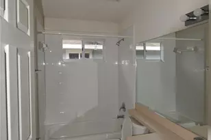 4930 NW 20th Dr, Gainesville, FL 32605 - Photo 16