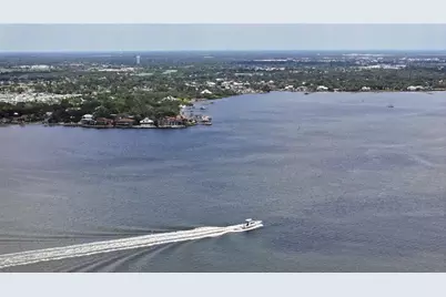 6948 W Country Club Drive N, Sarasota, FL 34243 - Photo 62