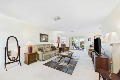 6948 W Country Club Drive N, Sarasota, FL 34243 - Photo 4