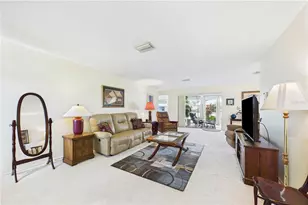 6948 W Country Club Dr N, Sarasota, FL 34243 - Photo 4