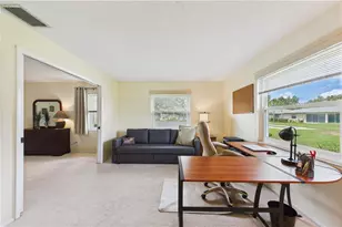 6948 W Country Club Dr N, Sarasota, FL 34243 - Photo 34