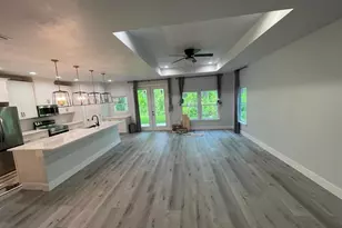 4102 NW 26th Dr, Gainesville, FL 32605 - Photo 2