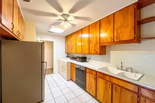 1403 NW 11th Rd, Gainesville, FL 32605 - Photo 6