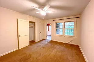 1403 NW 11th Rd, Gainesville, FL 32605 - Photo 14