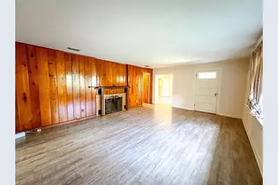 1403 NW 11th Road, Gainesville, FL 32605 - Photo 2