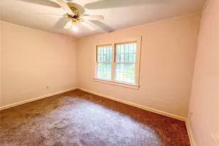 1403 NW 11th Rd, Gainesville, FL 32605 - Photo 10