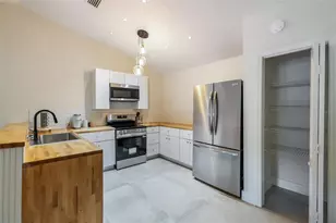 3222 SW 27th St, Gainesville, FL 32608 - Photo 10