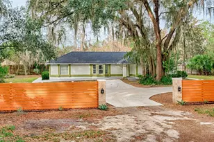 3222 SW 27th St, Gainesville, FL 32608 - Photo 2