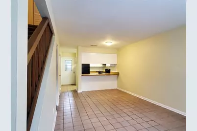 2207 SW 39th Dr, Gainesville, FL 32607 - Photo 2