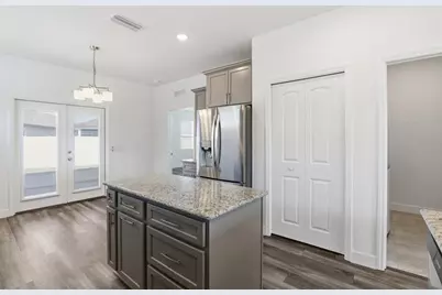 24302 SW 18th Lane, Newberry, FL 32669 - Photo 6