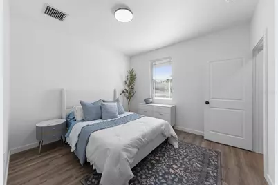 1581 NW 29th Road #2, Gainesville, FL 32605 - Photo 4