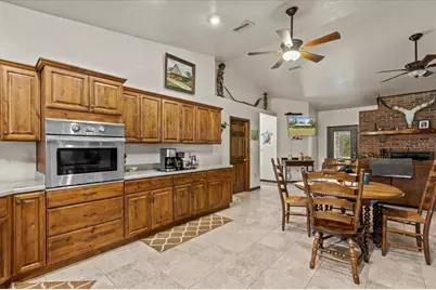 303 NE 290th Avenue, Old Town, FL 32680 - Photo 4