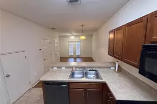 2945 SW 35th Pl, Gainesville, FL 32608 - Photo 4