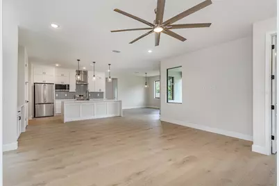 825 Tejon Avenue SW, Palm Bay, FL 32908 - Photo 10