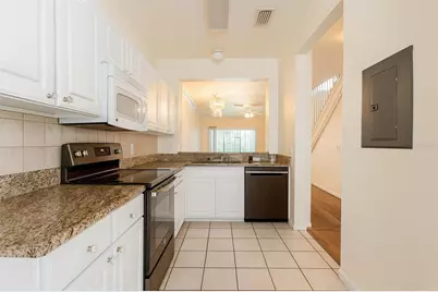 4877 NW 42nd Road #106, Gainesville, FL 32606 - Photo 4