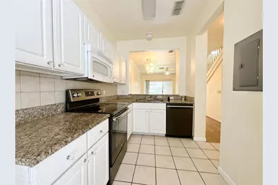 4877 NW 42nd Road #106, Gainesville, FL 32606 - Photo 4