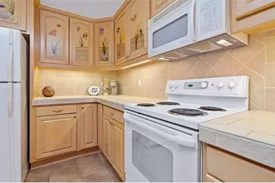 395 S Atlantic Avenue #102, Ormond Beach, FL 32176 - Photo 18