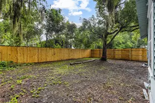 902 NW 4th Pl, Gainesville, FL 32601 - Photo 30