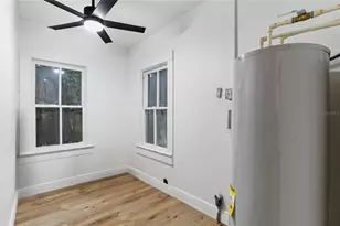 902 NW 4th Pl, Gainesville, FL 32601 - Photo 26