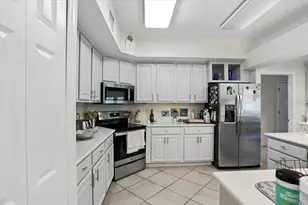 2710 NW 105th Dr, Gainesville, FL 32606 - Photo 10