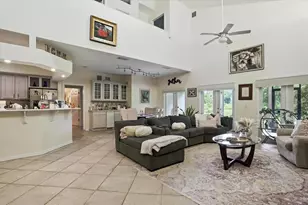 2710 NW 105th Dr, Gainesville, FL 32606 - Photo 6