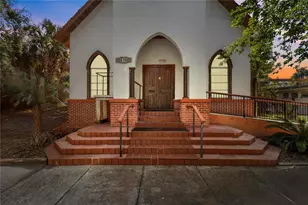 619 NE 1st St, Gainesville, FL 32601 - Photo 6