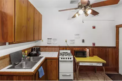 619 NE 1st Street, Gainesville, FL 32601 - Photo 12