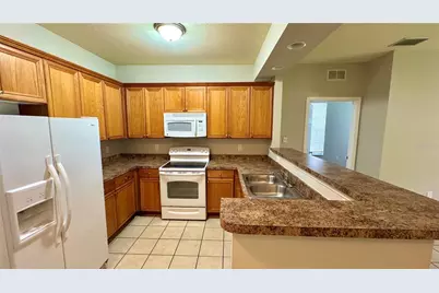 3443 SW 24th Street #201, Gainesville, FL 32608 - Photo 4