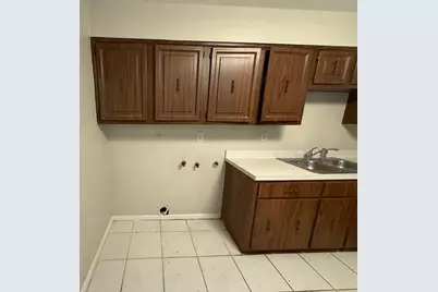 2036 NW 31st Place, Gainesville, FL 32605 - Photo 4