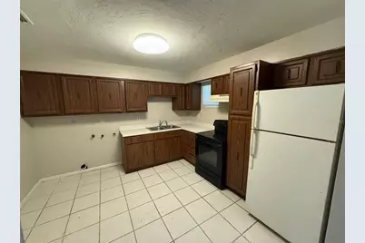 2036 NW 31st Place, Gainesville, FL 32605 - Photo 2