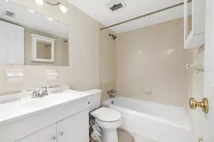 1700 SW 16th Ct, Gainesville, FL 32608 - Photo 14