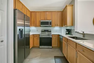 2727 Oakwater Dr, Kissimmee, FL 34747 - Photo 10