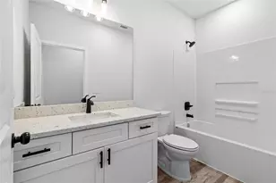 221 SW 246th Way, Newberry, FL 32669 - Photo 16